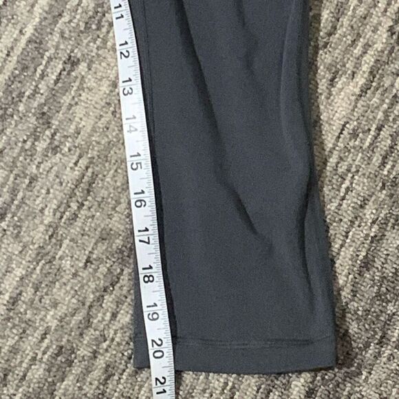 Ingrid & Isabel Womens Size Small Maternity Capris Gray‎ Full Panel Activewear - Picture 5 of 6